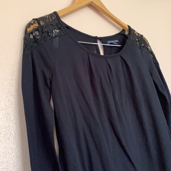 American Eagle Outfitters Long Sleeves Black Top XS Lace Shoulder - Picture 3 of 11